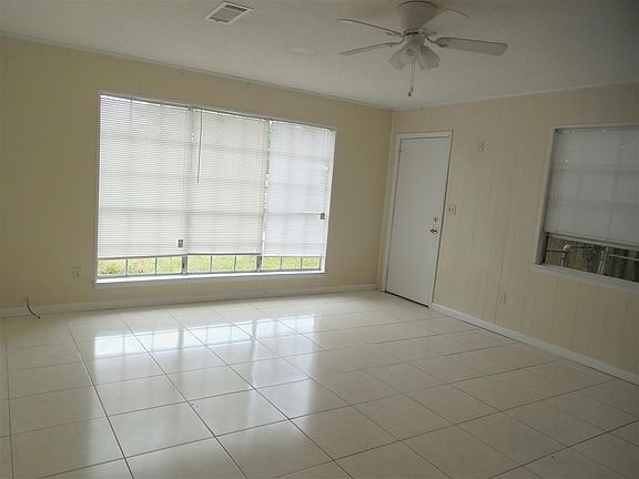 5th image of 7495 Tippin Ave