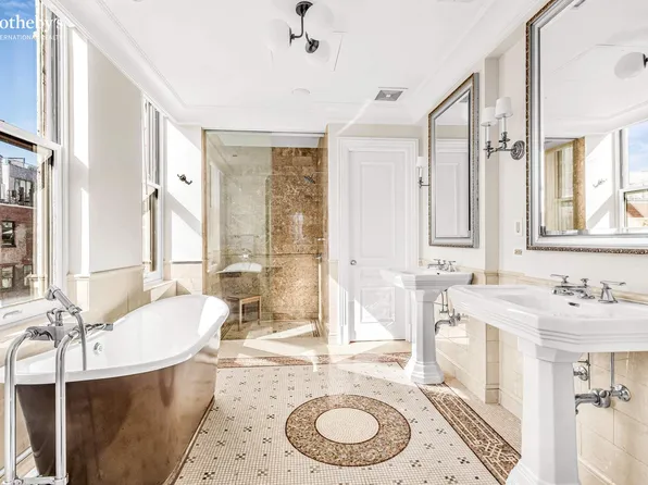 170 5th Avenue image 6 of 26