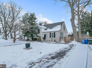 8705 Old Line Rd, Philadelphia, PA 19128