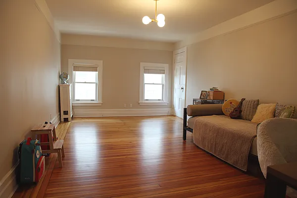 Sold by Mary Kay Gallagher Real Estate | media 6