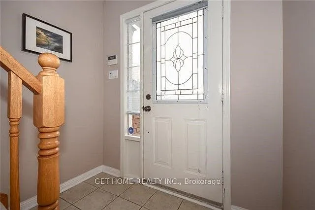 76 Dunlop Ct #MAIN — Photo 2