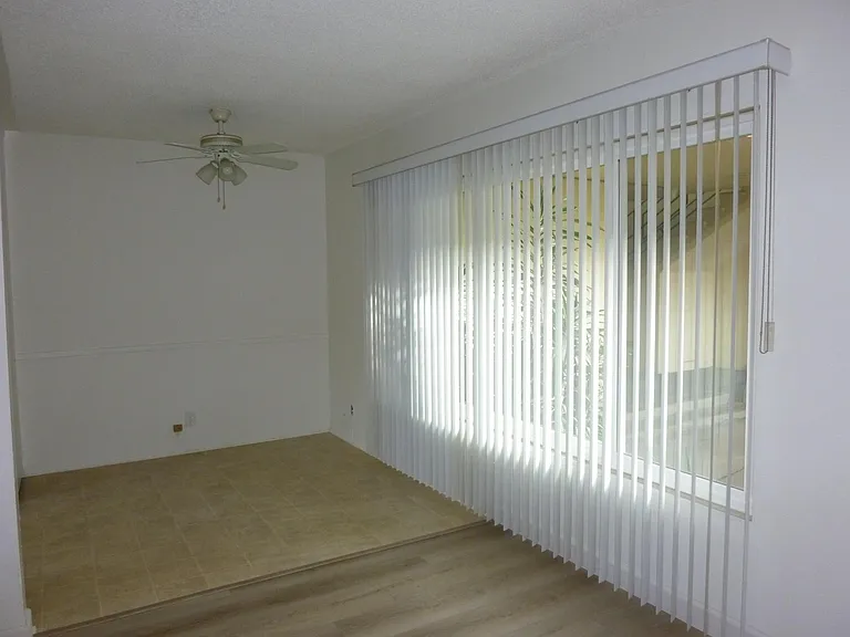 15219 S Normandie Ave #11 — Photo 5