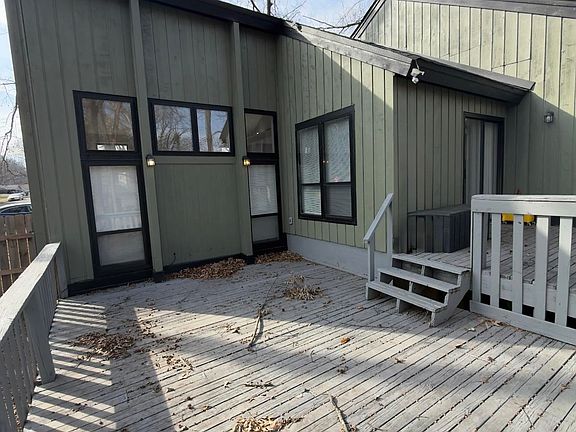 3rd image of 3412 Hanna Dr