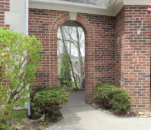 2nd image of 441 Hilltop Dr