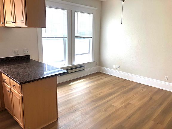 5th image of 716 Central Ave