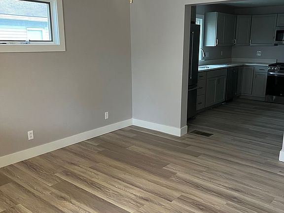 2nd image of 506 Grant St