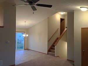 5th image of 5727 Cruiser Ave