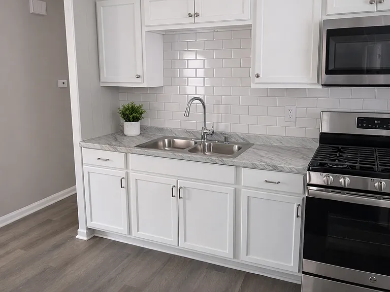 4100 Adams St — Photo 2