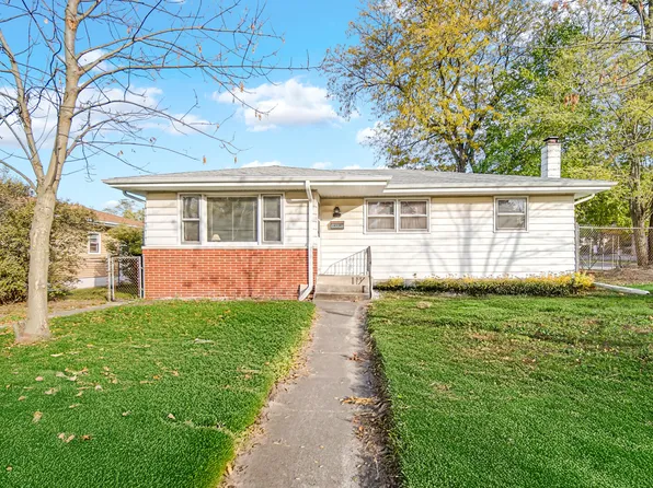 1649 Kuhn Dr, Schererville, IN 46375