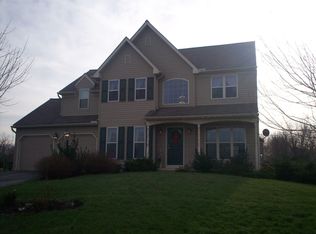 618 Woodhall Dr, Willow Street, PA 17584