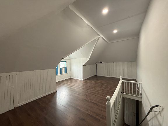 4th image of 120 Madison Ave #118
