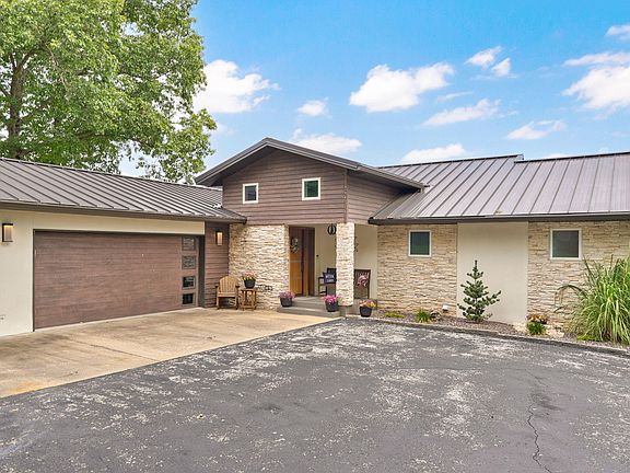 2nd image of 251 Silverbridge Lane