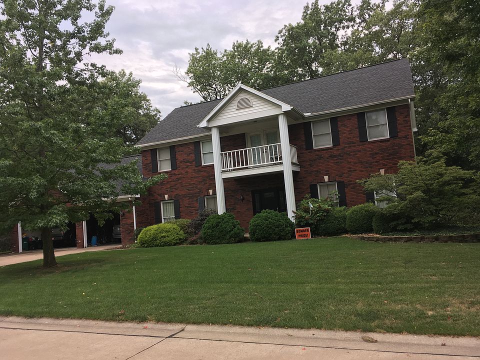 2nd image of 1301 Stacy Ln