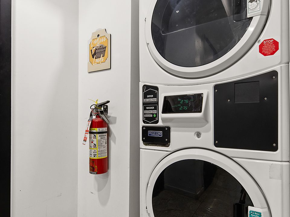 1st image of 89 Moffat St #1M