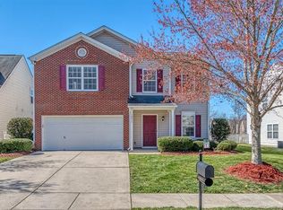 10811 Glenluce Ave, Charlotte, NC 28213