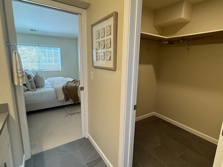 1755 California Dr #8 — Photo 16