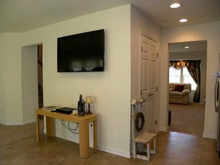 6003 Middlefield Dr — Photo 6