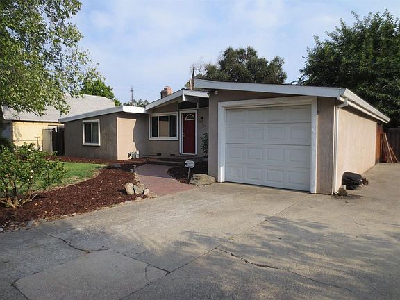 3rd image of 7564 Chula Vista Dr