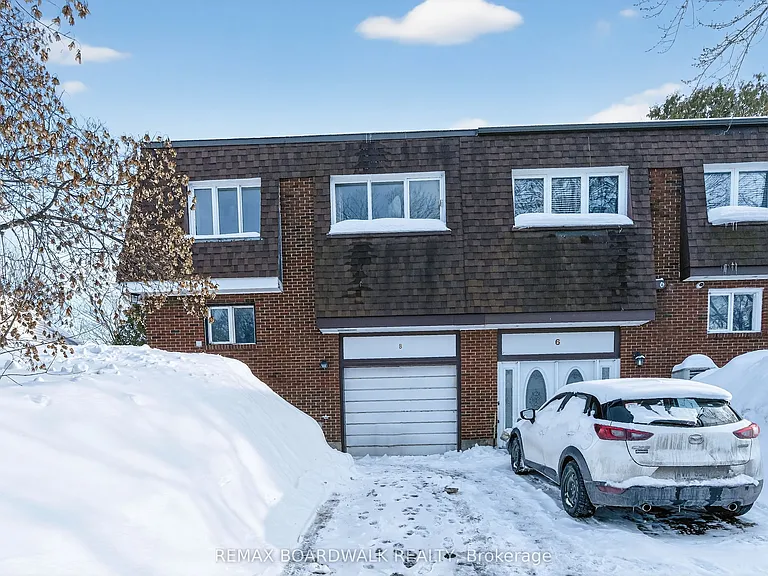 8 Oberon St — Photo 1