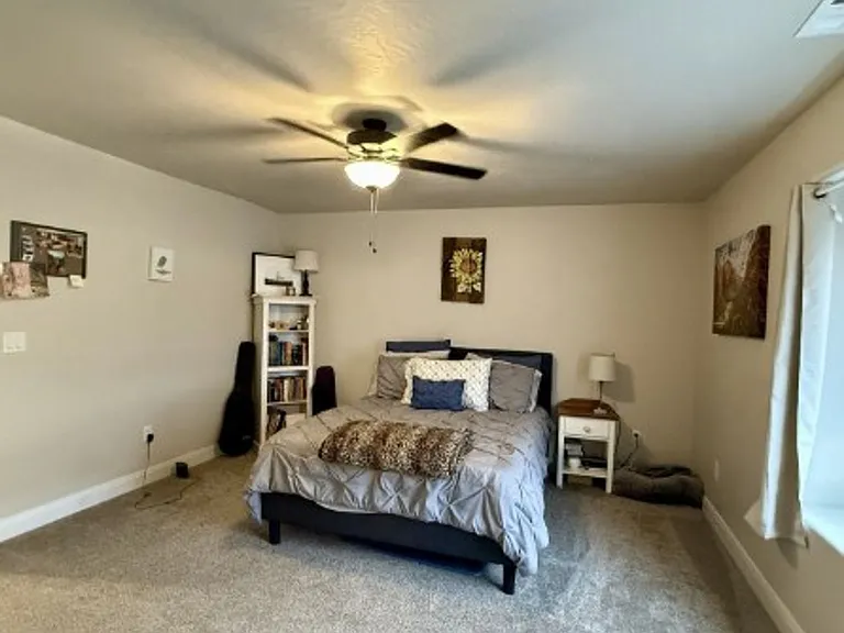 668 E Fiddlers Canyon Rd #11 — Photo 10