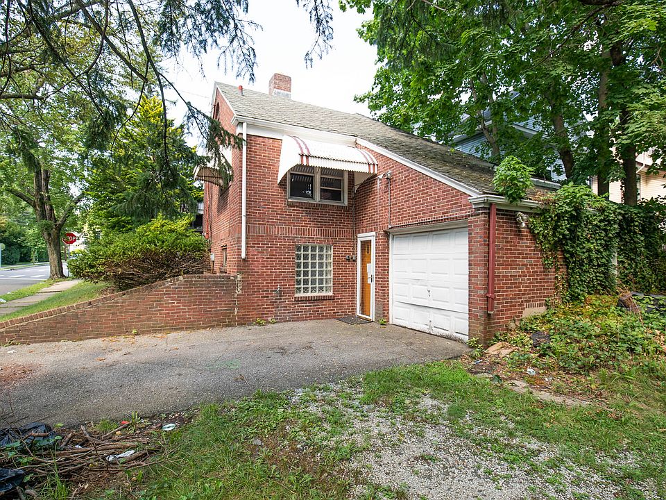 1st image of 258 Parker Ave