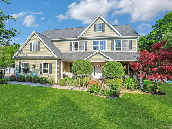288 Lafayette Avenue, Cortlandt Manor, NY 10567