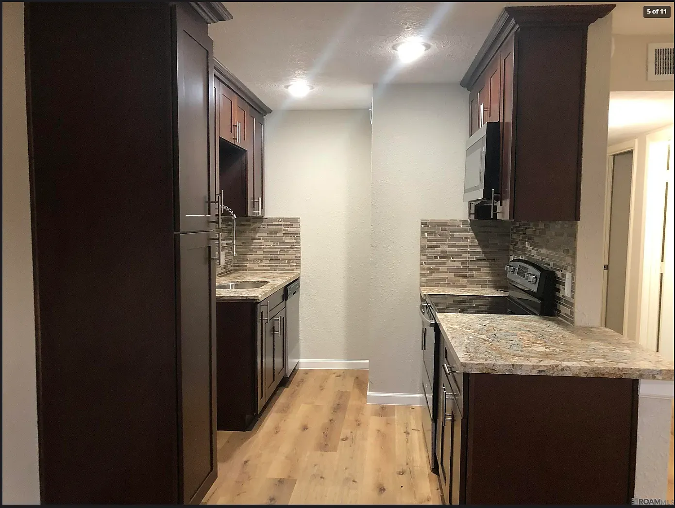 2 bed, 966 sqft, $1,200 — Photo 3
