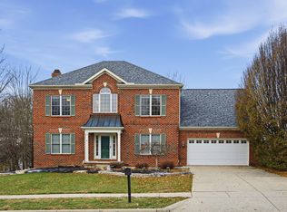 477 Stratshire Ln, Columbus, OH 43230