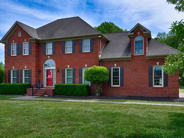 112 Chadwick Farms Dr, Fayetteville, TN 37334