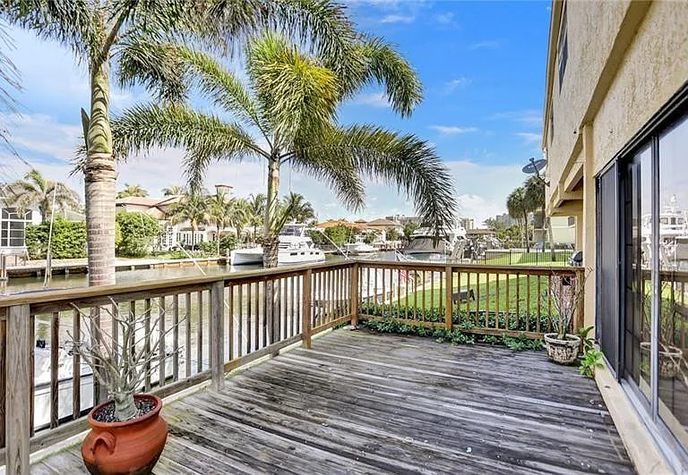 4300 S Ocean Blvd #1 — Photo 3