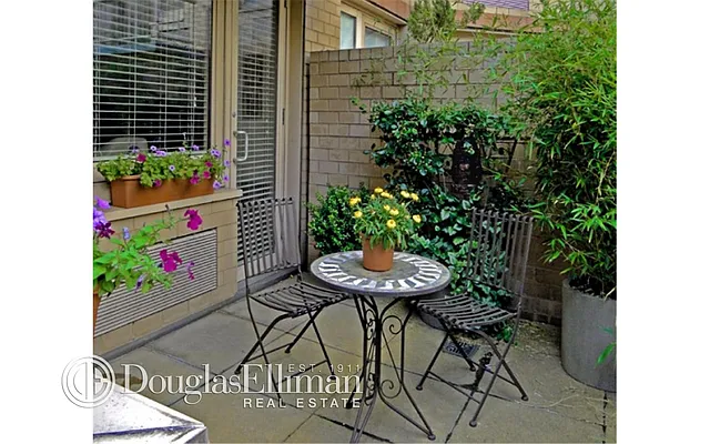 Rented by Douglas Elliman | media 5