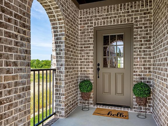 4th image of 583 Prema Dr