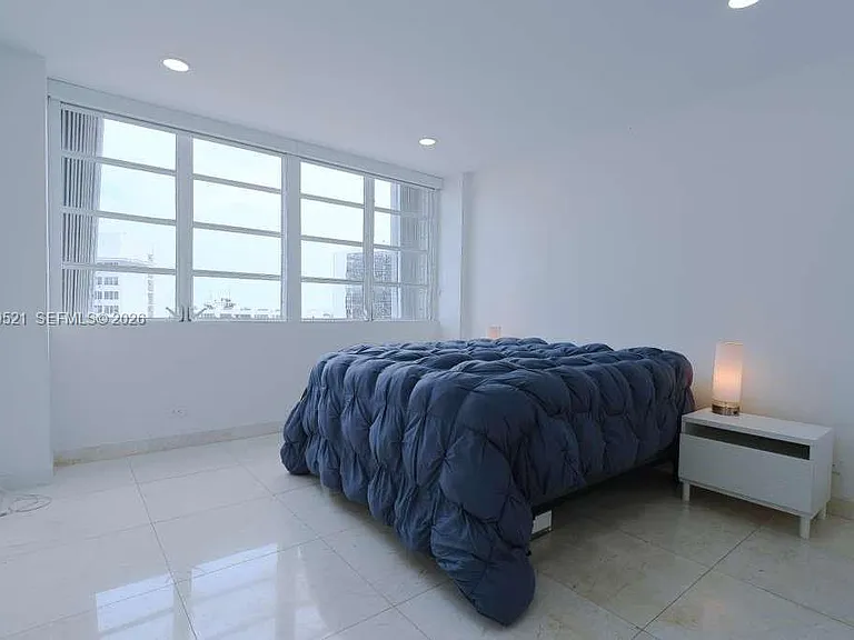 1408 Brickell Bay Dr #1002 — Photo 45