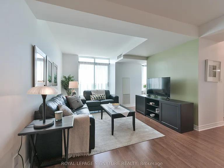 212 Eglinton Ave E #1907 — Photo 11