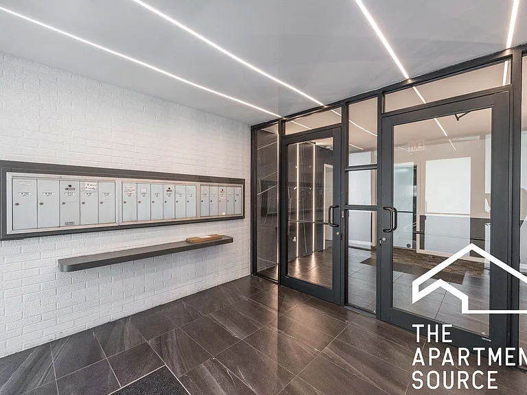 7621 N Sheridan Rd #1K — Photo 18
