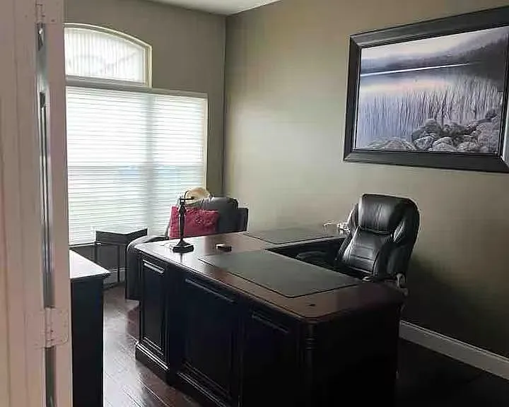 250 Bowling Green Ct — Photo 12