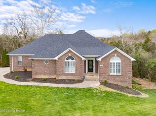 7600 Park Place Cir, Crestwood, KY 40014