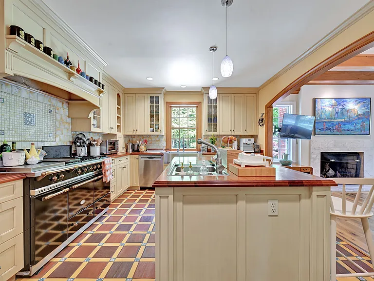 6907 Bradley Blvd — Photo 107