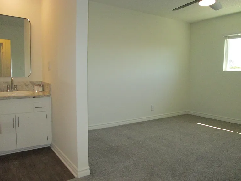 *Floor plans are digital renderings. All dimensions are approximate. Actual product and specifications may vary in dimension or detail. Not all features are available in every apartment.