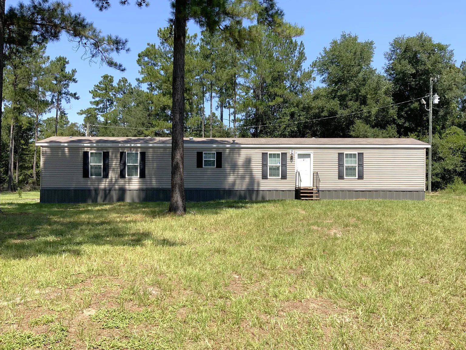 3 bed, 1344 sqft, $1,500 — Photo 1