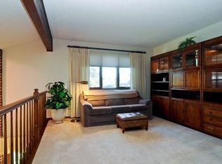 1708 Pebble Beach Dr, Hoffman Estates, IL