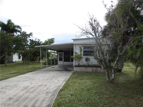 7711 Farrell Rd, Bokeelia, FL 33922