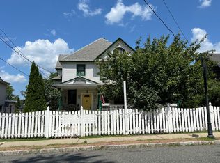 49 Maple Ave, Netcong, NJ 07857