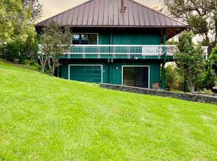 2400 Piiholo Rd, Makawao, HI 96768