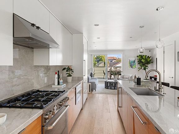 3rd image of 2779 Folsom St #5