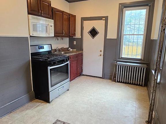 5th image of 3407 Arbor St