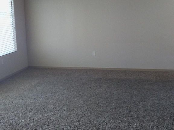 4th image of 1398 Cabin Creek Ave