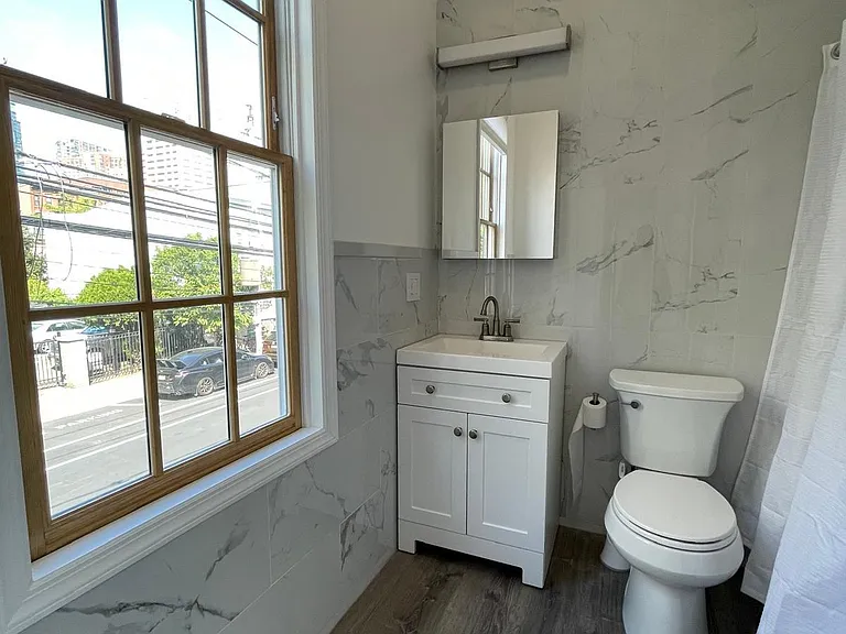 263 York St #2 — Photo 16