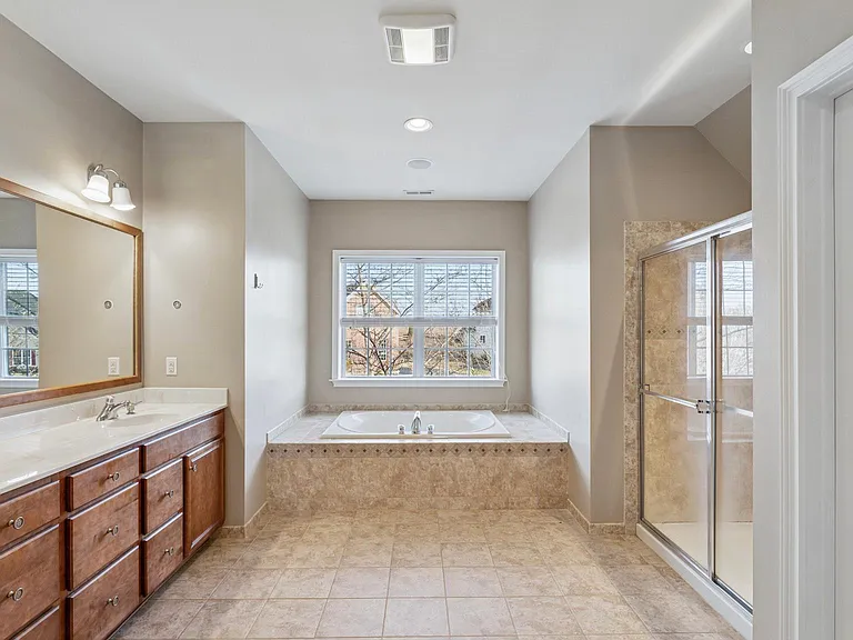 178 Pratt Ln — Photo 19