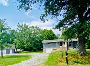 W3070 Hale School Rd, Peshtigo, WI 54157